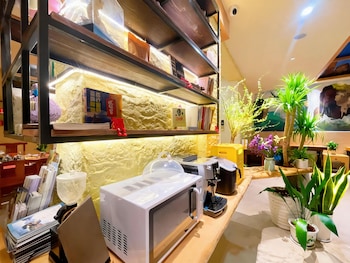 han exotic inn