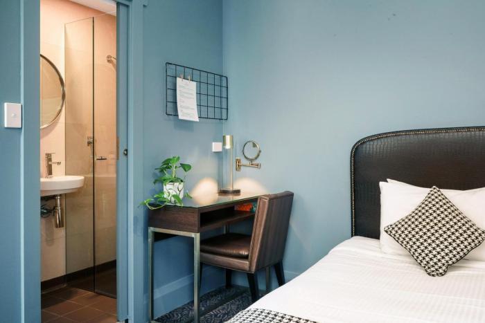 hotel emerald