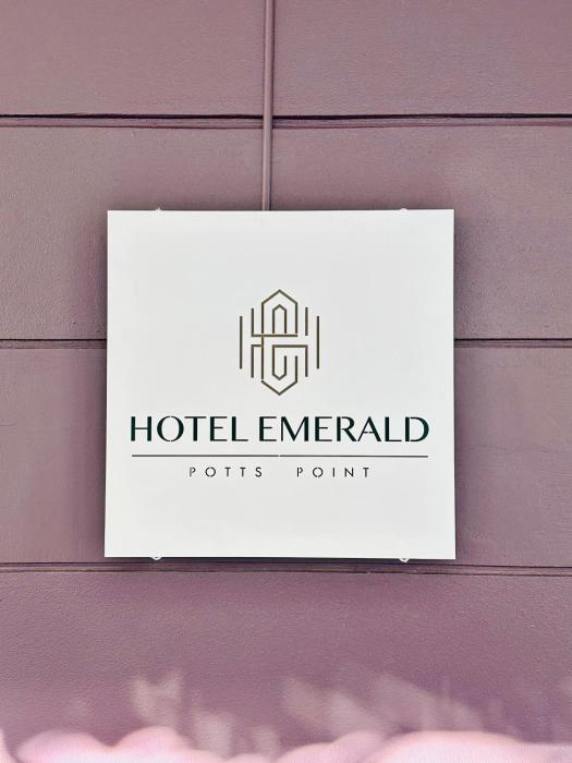 hotel emerald
