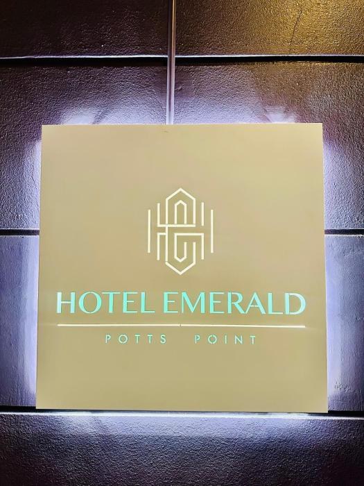 hotel emerald