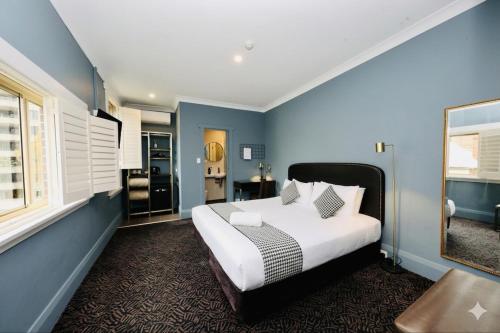 hotel emerald