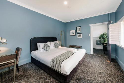 hotel emerald