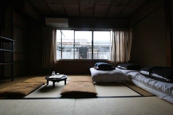 haruya higashiyama hostel