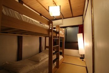 haruya higashiyama hostel