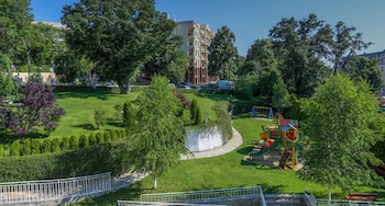 prestige grand hotel and aquapark
