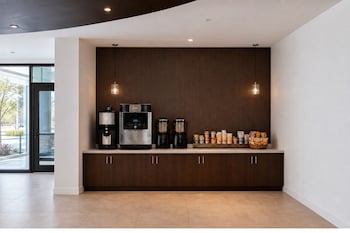 cw hotel