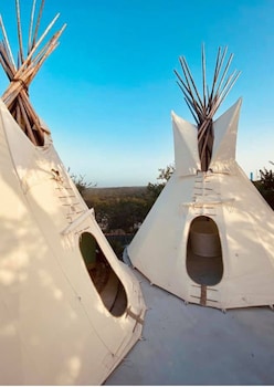 the retreat on the hill