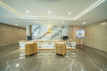 Horison Ij Kudus,,2 star