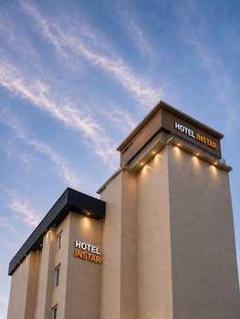 Instar Hotel,,3 star