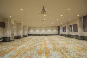 kings kraft shubh hotel