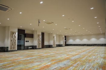 kings kraft shubh hotel