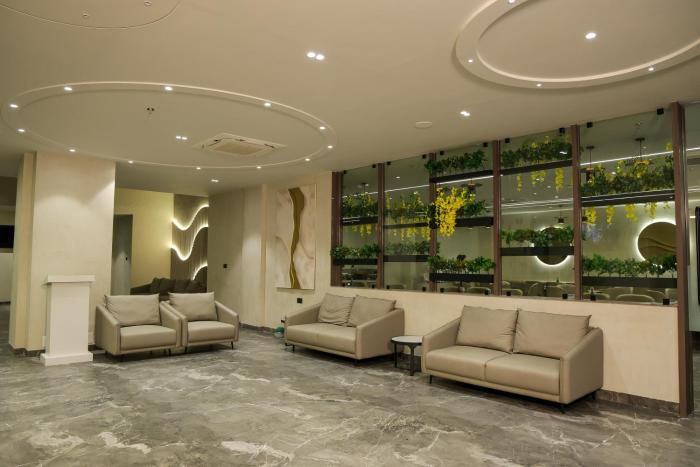 kings kraft shubh hotel