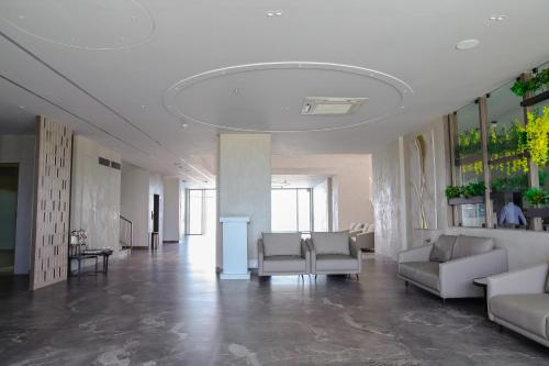 kings kraft shubh hotel