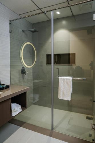 kings kraft shubh hotel