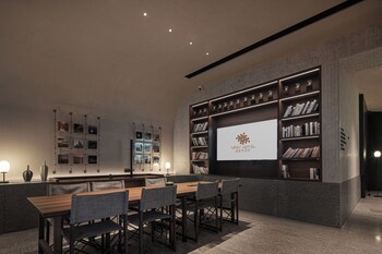 Hangzhou Tipsy Hotel (Jinsha Lake),,4 star