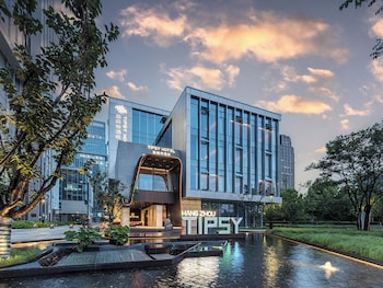 Hangzhou Tipsy Hotel (Jinsha Lake),,4 star