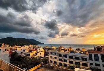Jinye Sea View Apartment,,3 star