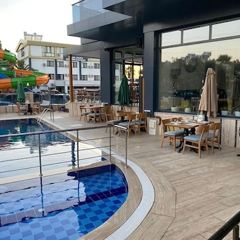 Grand Gazella Delux Otel,,0 star