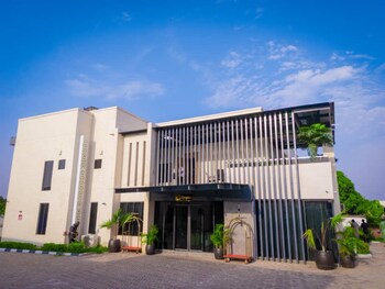 ri seingon luxury hotel