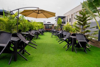 Ri-Seingon Luxury Hotel,,3 star
