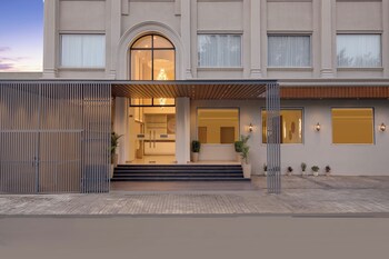 keys select by lemon tree hotel amritsar