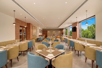keys select by lemon tree hotel amritsar