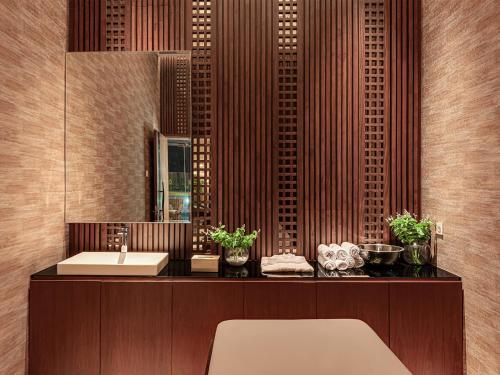 vasa suite surabaya