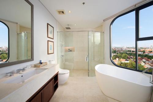 vasa suite surabaya
