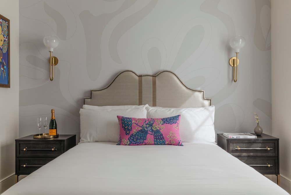 the monarch hotel hq collection new orleans