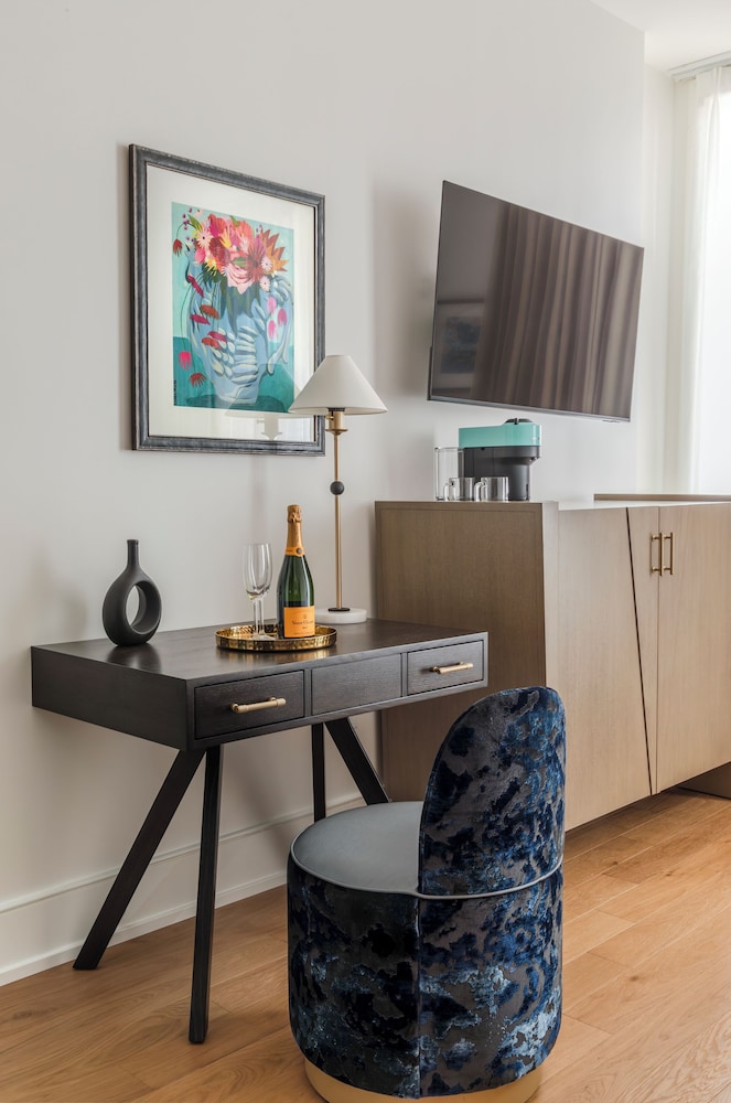 the monarch hotel hq collection new orleans