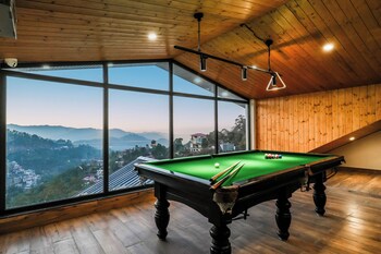 hillshades retreat by alaya stays 6bhk