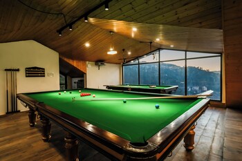 hillshades retreat by alaya stays 6bhk