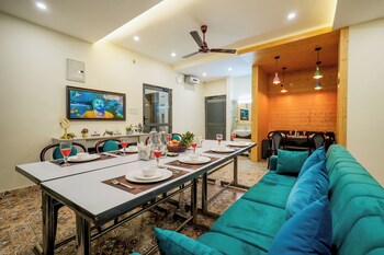 hillshades retreat by alaya stays 6bhk
