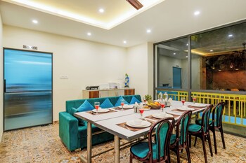 hillshades retreat by alaya stays 6bhk