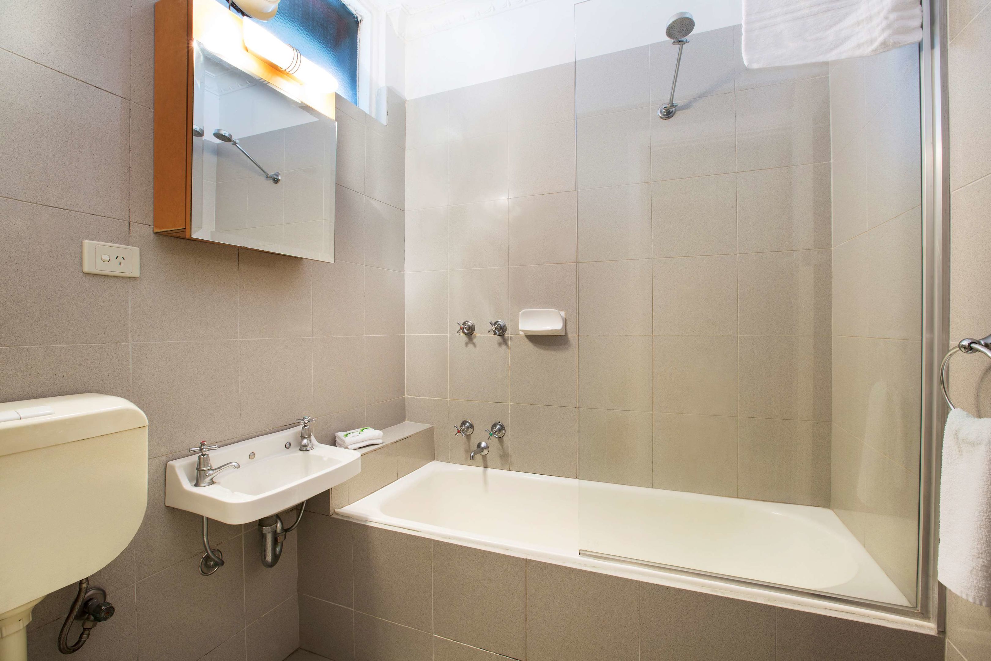 nightcap at skyways hotel