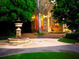 Elizabethan Lodge,Blackburn North>>Blackburn,4 star