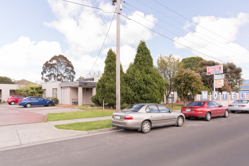 chadstone executive motel