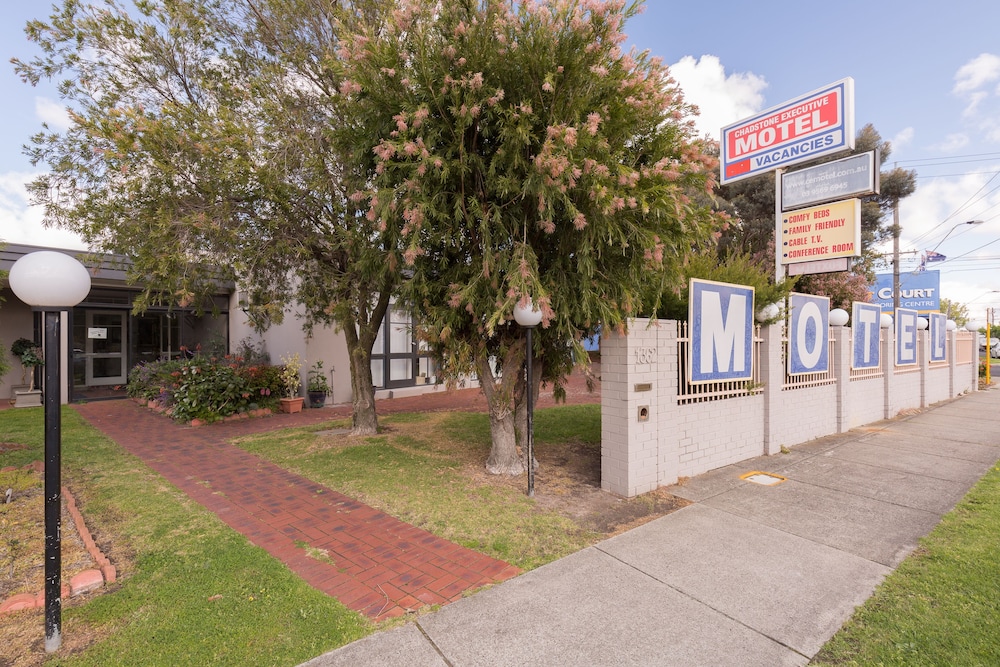 chadstone executive motel