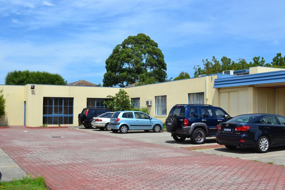 chadstone executive motel