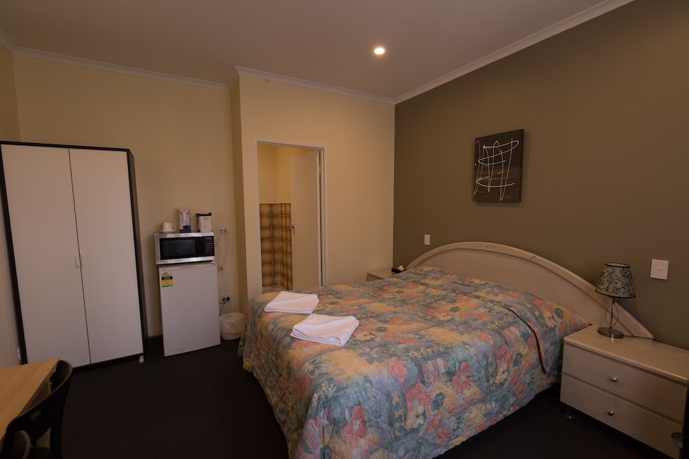 chadstone executive motel