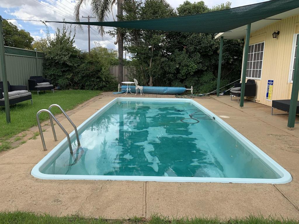 bradman motor inn