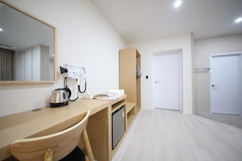 haru hotel