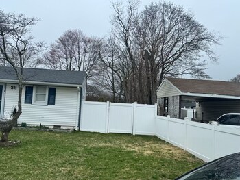 central islip
