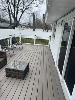 spacious 3br family home near everything