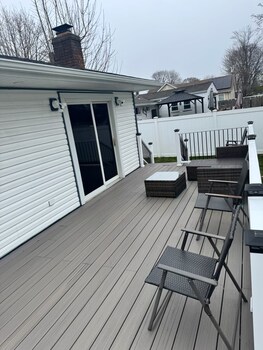 spacious 3br family home near everything