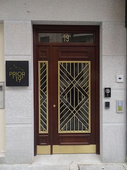 apartamentos prior by gaiarooms