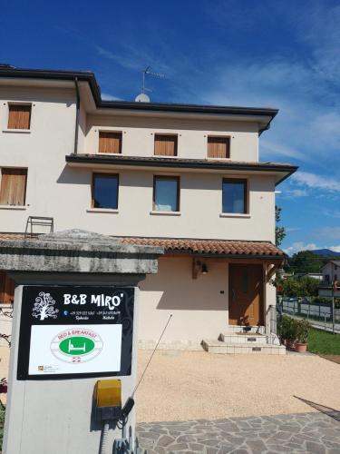 bandb miro
