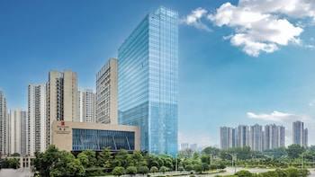 hualuxe guiyang financial city