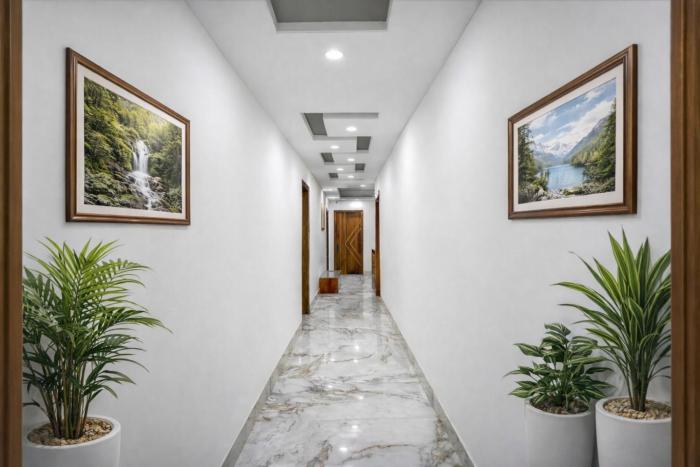mauryan elite hotel ignou road