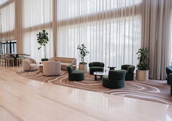 the forum hotel and convention